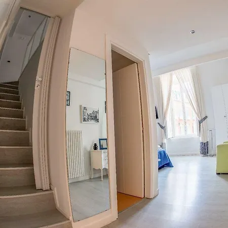 فندق مبيت وإفطار Neapolis Bellini نابولي