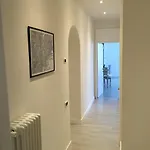 Neapolis Bellini Oda ve Kahvaltı 4*