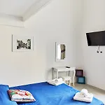 Neapolis Bellini Oda ve Kahvaltı Napoli