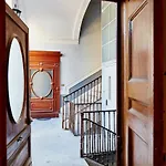 Neapolis Bellini Oda ve Kahvaltı 4*