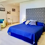Oda ve Kahvaltı Neapolis Bellini