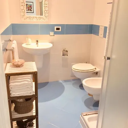 Neapolis Bellini 4* Νάπολη