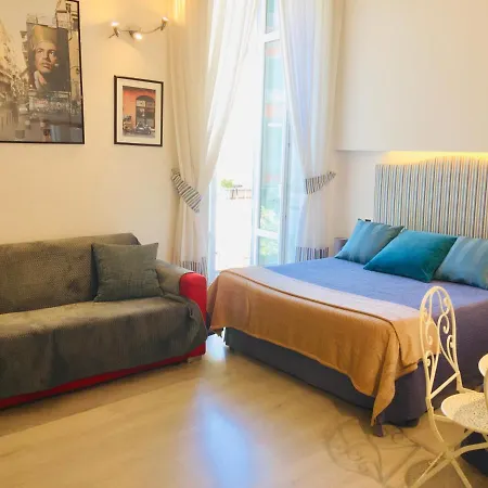 Neapolis Bellini 4*