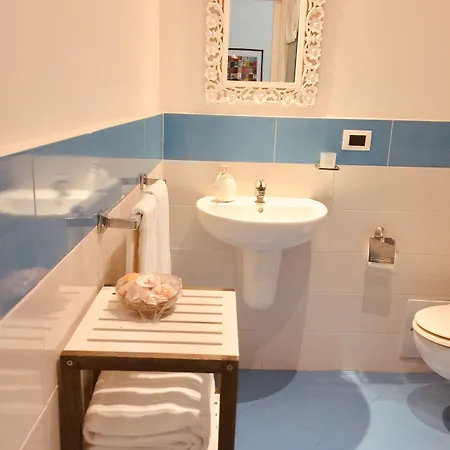 Neapolis Bellini 4* Νάπολη