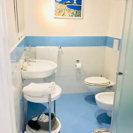 Neapolis Bellini Bed and Breakfast 4*