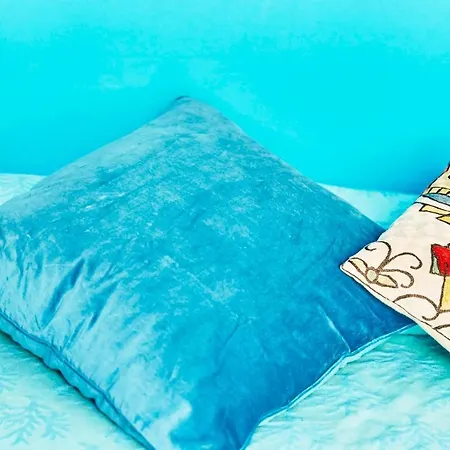 Nocleg ze śniadaniem Neapolis Bellini 3*