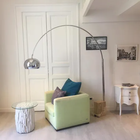 Nocleg ze śniadaniem Neapolis Bellini Neapol